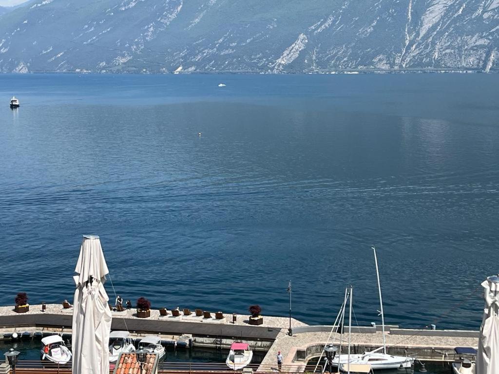 Hotel Alla Noce Limone sul Garda Eksteriør billede