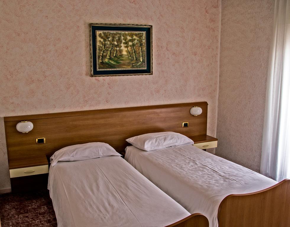Hotel Alla Noce Limone sul Garda Værelse billede